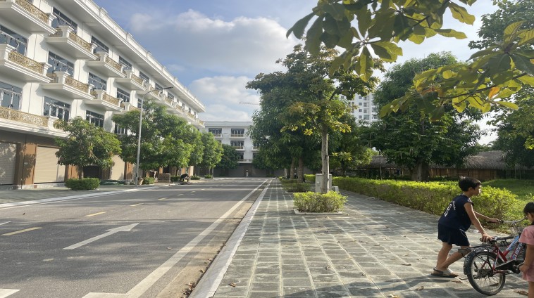 NHÀ PHỐ 4 TẦNG KĐT XUÂN HƯNG. TRUNG TÂM TP.THANH HÓA.  CĐT: 0966 343 969